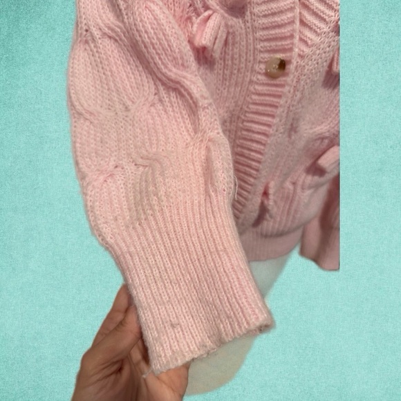 Preloved Adorable Coquette Pink Knitted Women's Sweater with Bows - Picture 5 of 7